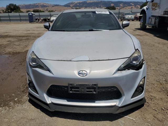  TOYOTA SCION 2013 Серебристый