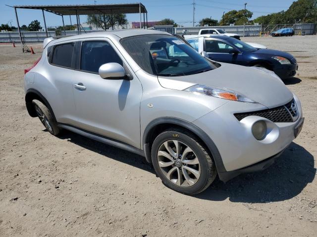  NISSAN JUKE 2013 Серебристый