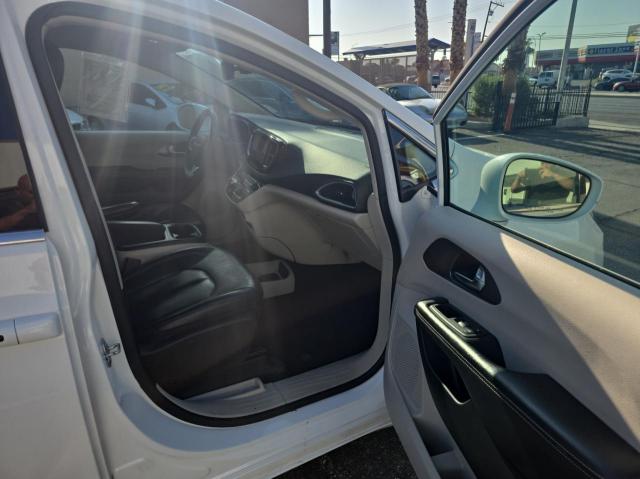  CHRYSLER PACIFICA 2022 Biały