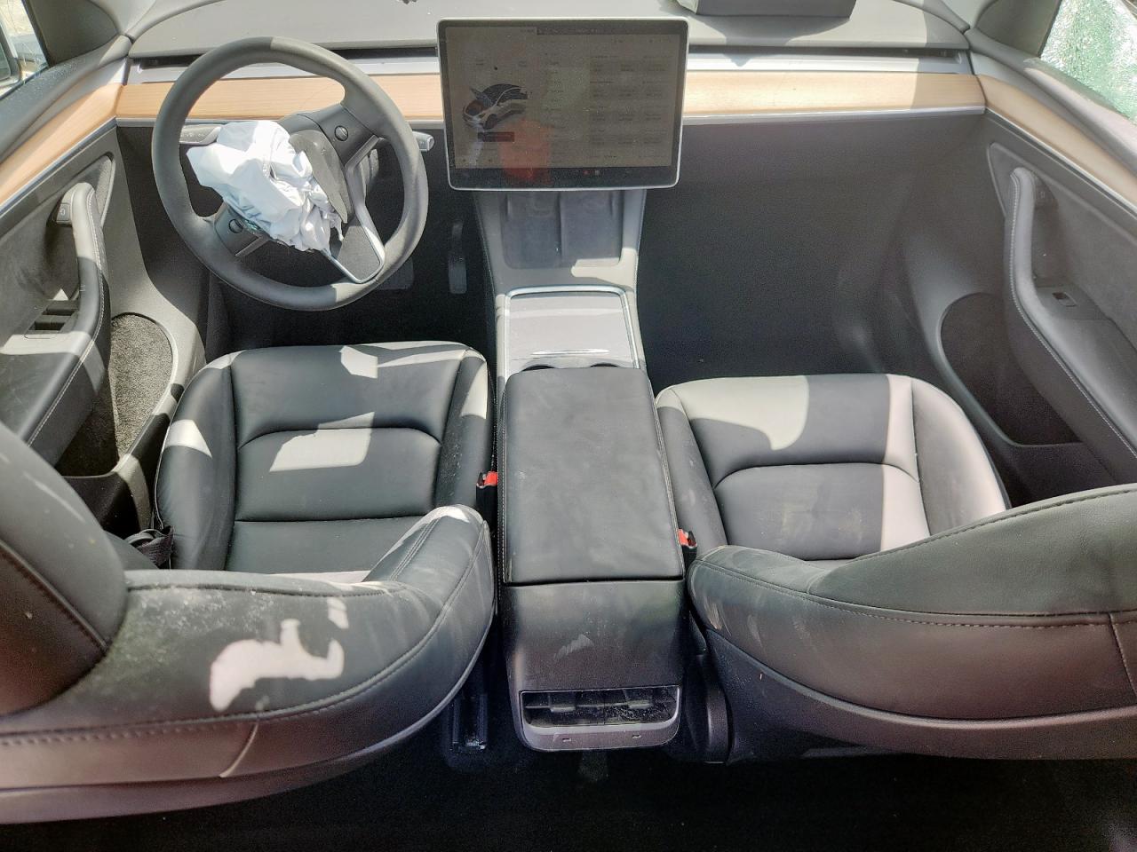 2023 Tesla Model Y VIN: 7SAYGDEE2PA072324 Lot: 61004685