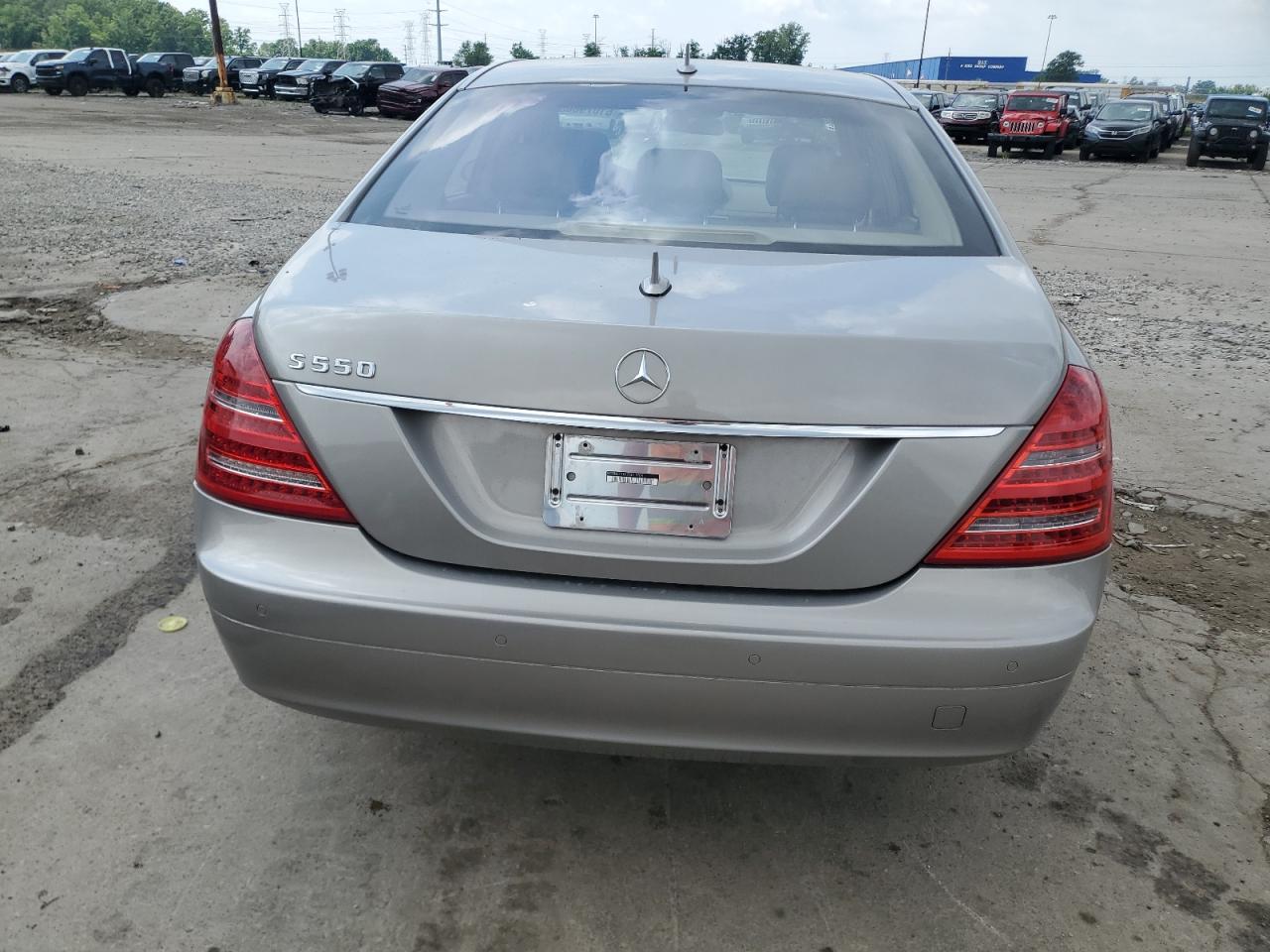 2007 Mercedes-Benz S 550 VIN: WDDNG71X17A011704 Lot: 61079865