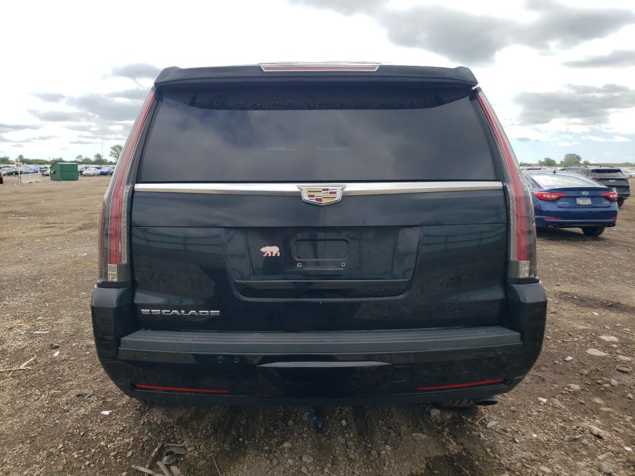 2016 Cadillac Escalade Platinum VIN: 1GYS4DKJ2GR270048 Lot: 61827145