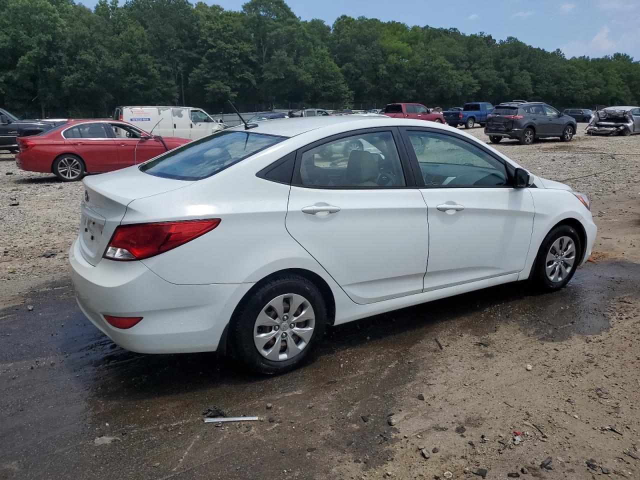 HYUNDAI ACCENT 2017 VIN KMHCT4AE2HU261622 photo 3