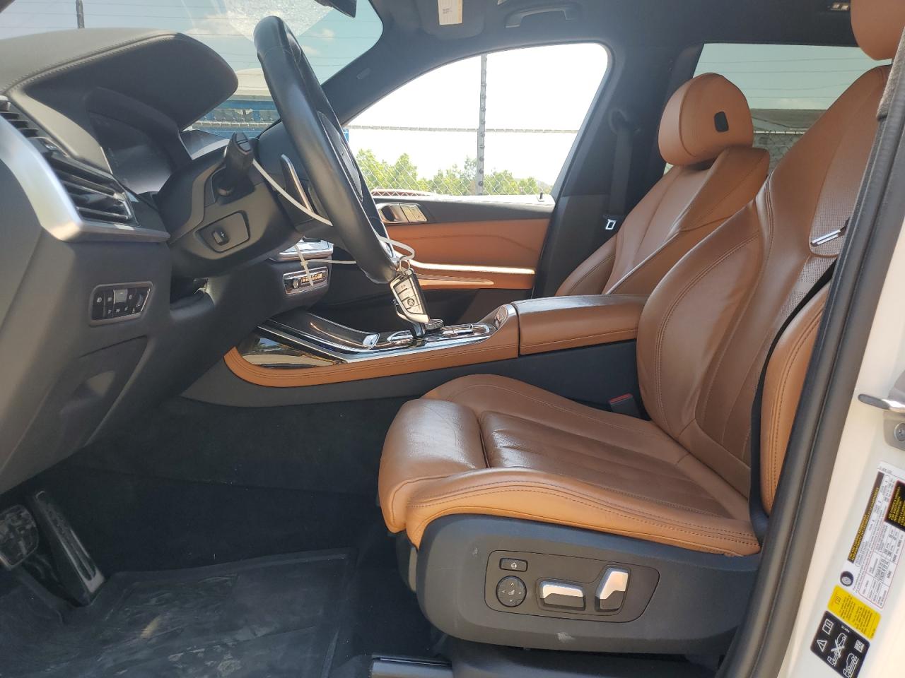 2021 BMW X7 xDrive40I VIN: 5UXCW2C09M9E25772 Lot: 61609835