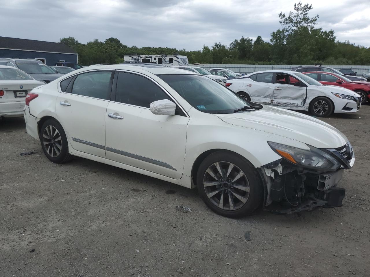 NISSAN ALTIMA 2016 VIN 1N4AL3AP5GC258666 photo 4