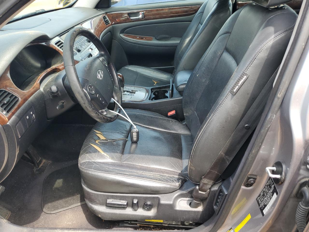 2011 Hyundai Genesis 3.8L VIN: KMHGC4DE9BU113326 Lot: 58918365