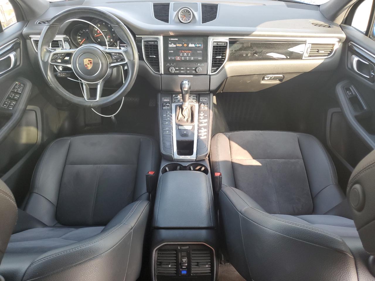 2018 Porsche Macan VIN: WP1AA2A55JLB21662 Lot: 59959205