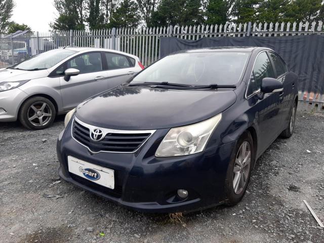 TOYOTA AVENSIS T4 2011