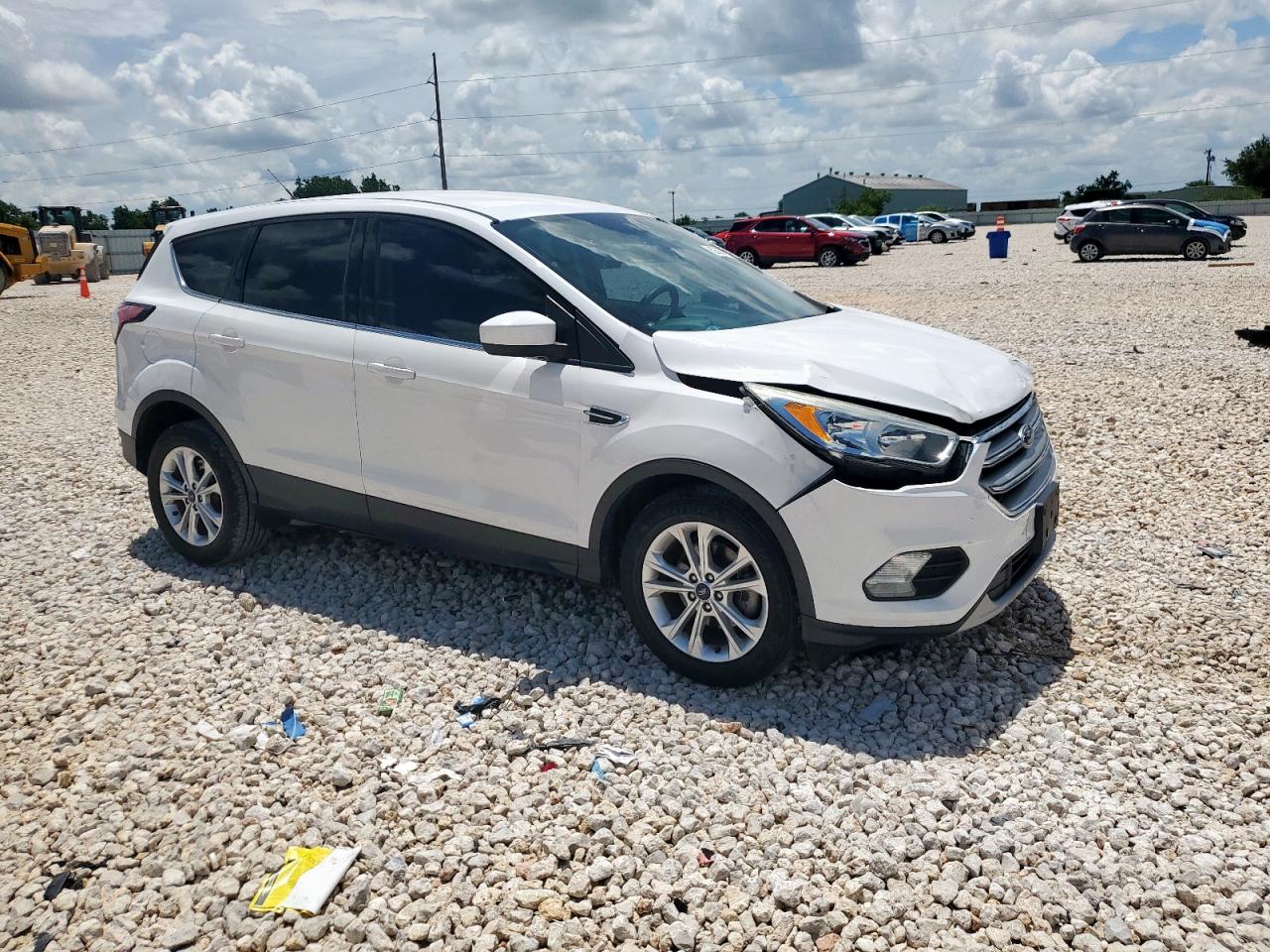 FORD ESCAPE 2017 VIN 1FMCU0GD7HUC48479 zdjęcie 4