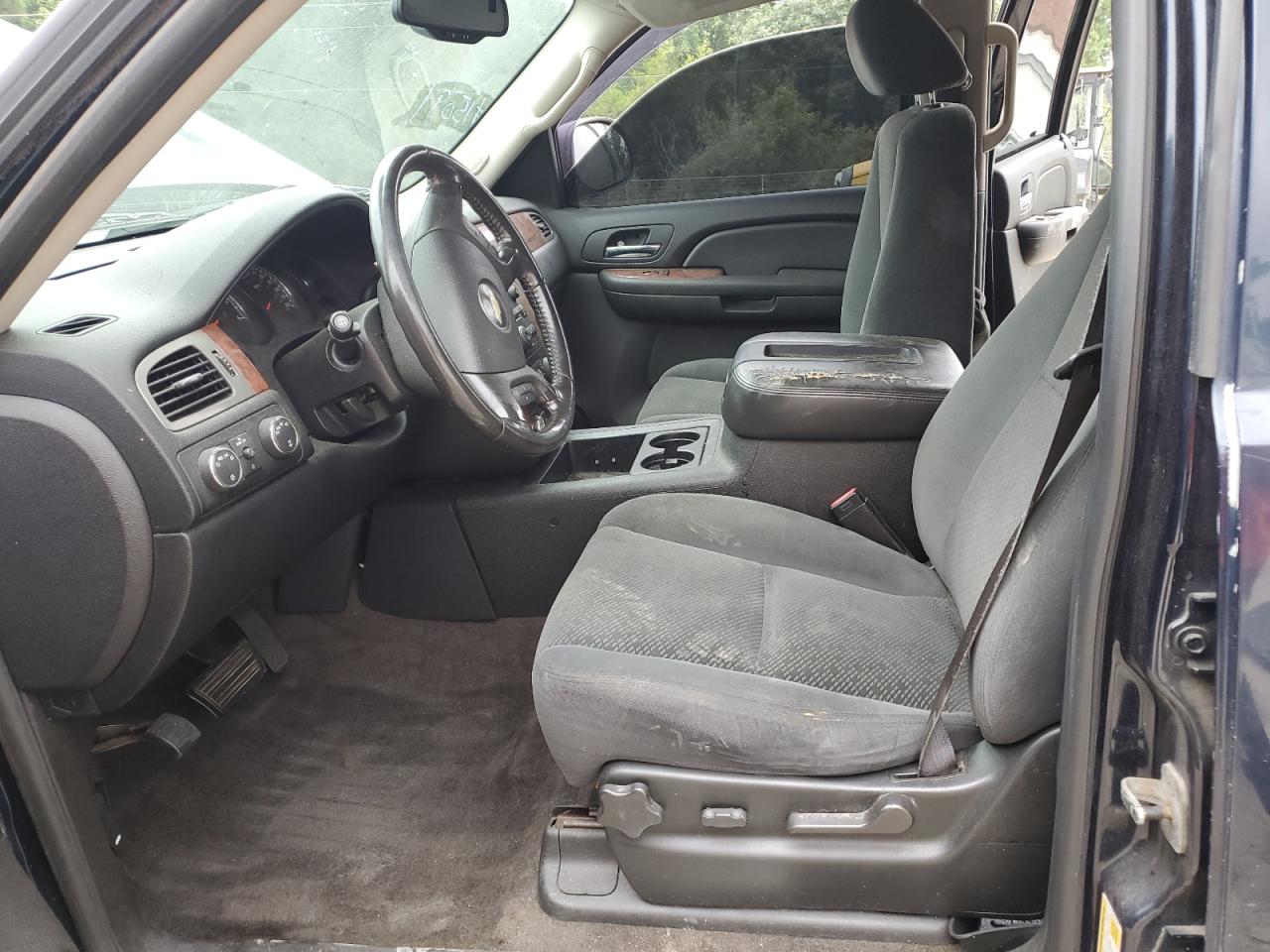 2008 Chevrolet Tahoe K1500 VIN: 1GNFK13028J207279 Lot: 62740385