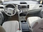 2012 Toyota Sienna Le იყიდება Conway-ში, AR - Side