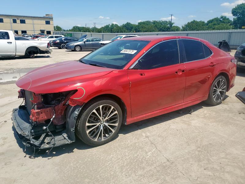  TOYOTA CAMRY 2019 Красный