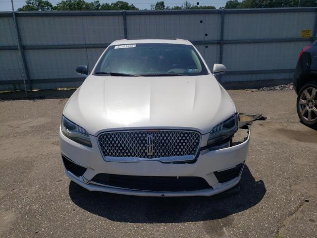  LINCOLN MKZ 2017 Kremowy