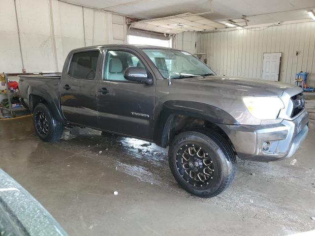  TOYOTA TACOMA 2015 Szary