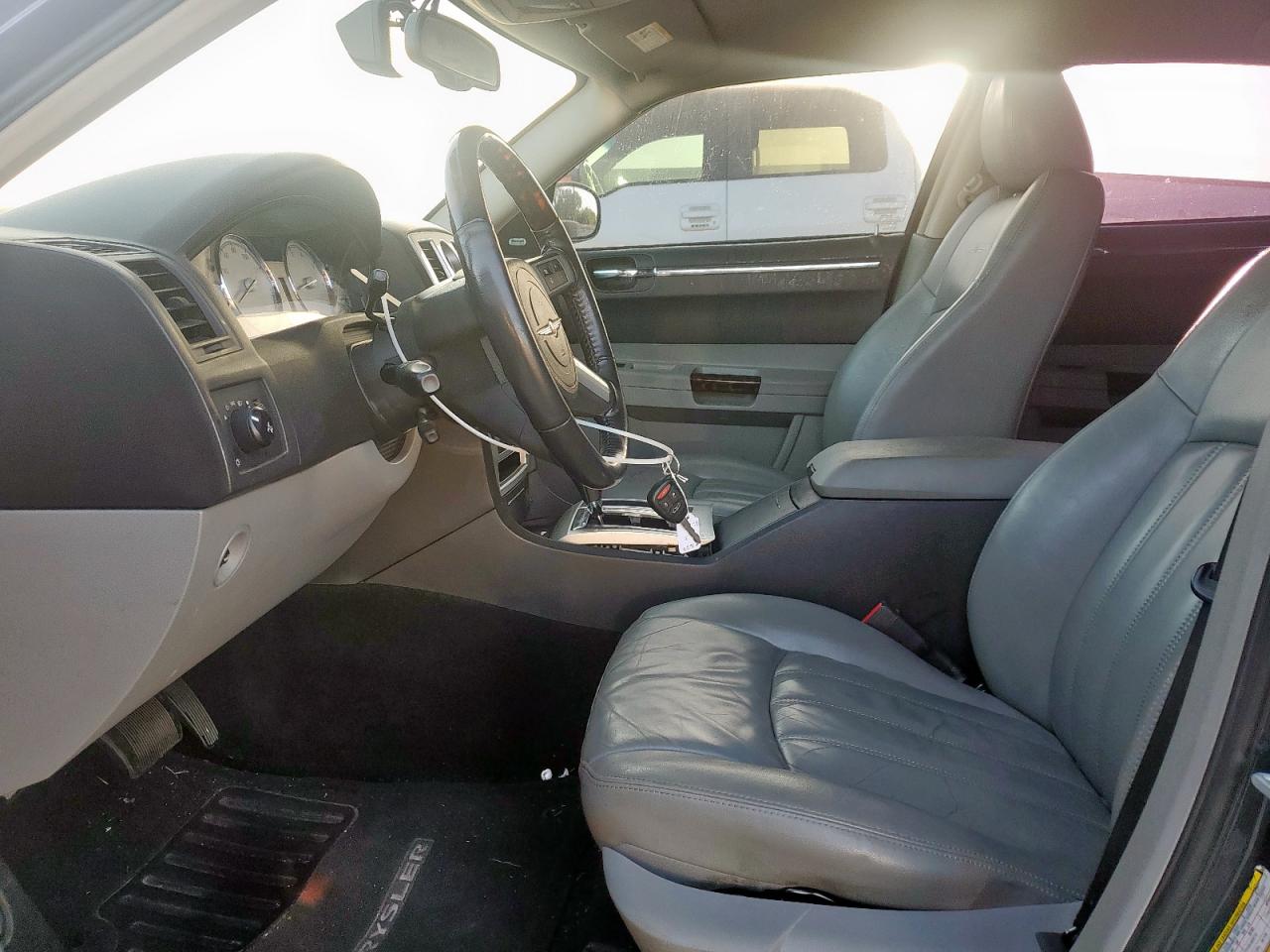 2007 Chrysler 300C VIN: 2C3KA63H57H862585 Lot: 62942985