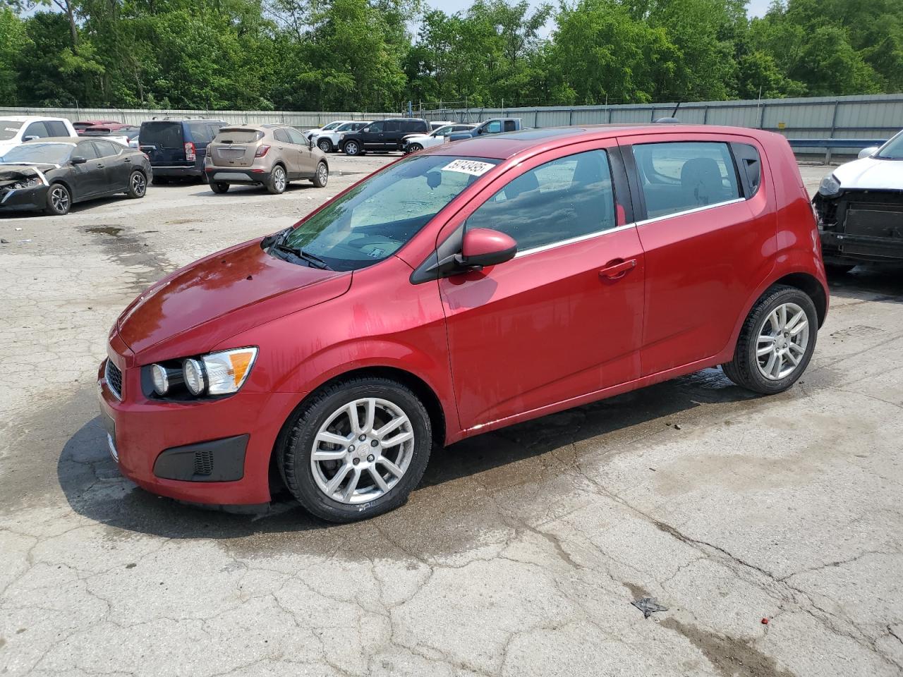 2015 Chevrolet Sonic Lt продається в Ellwood City, PA - Side