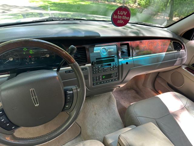 2006 LINCOLN TOWN CAR SIGNATURE LIMITED  