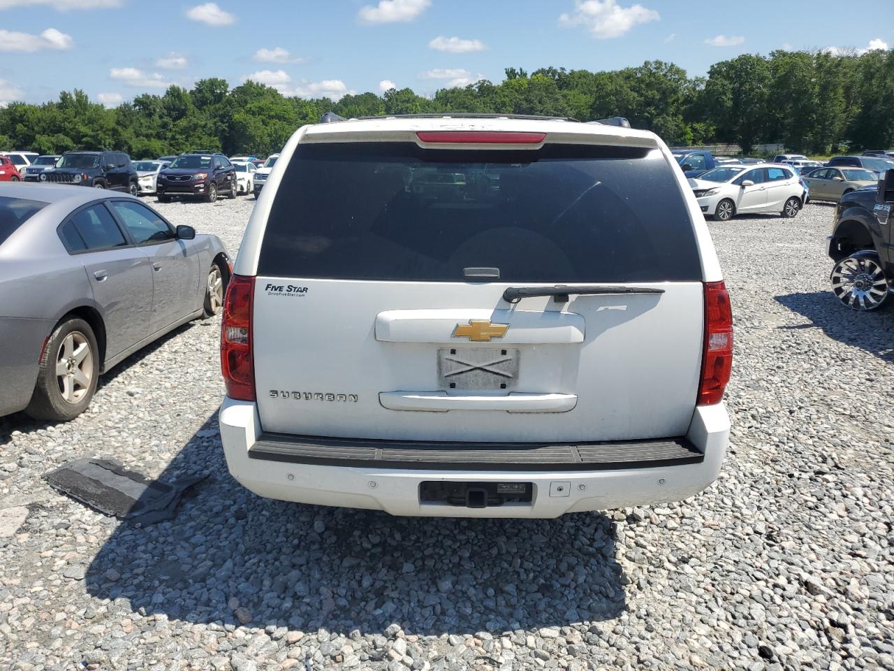 2013 Chevrolet Suburban C1500 Lt VIN: 1GNSCJE0XDR146798 Lot: 62408525