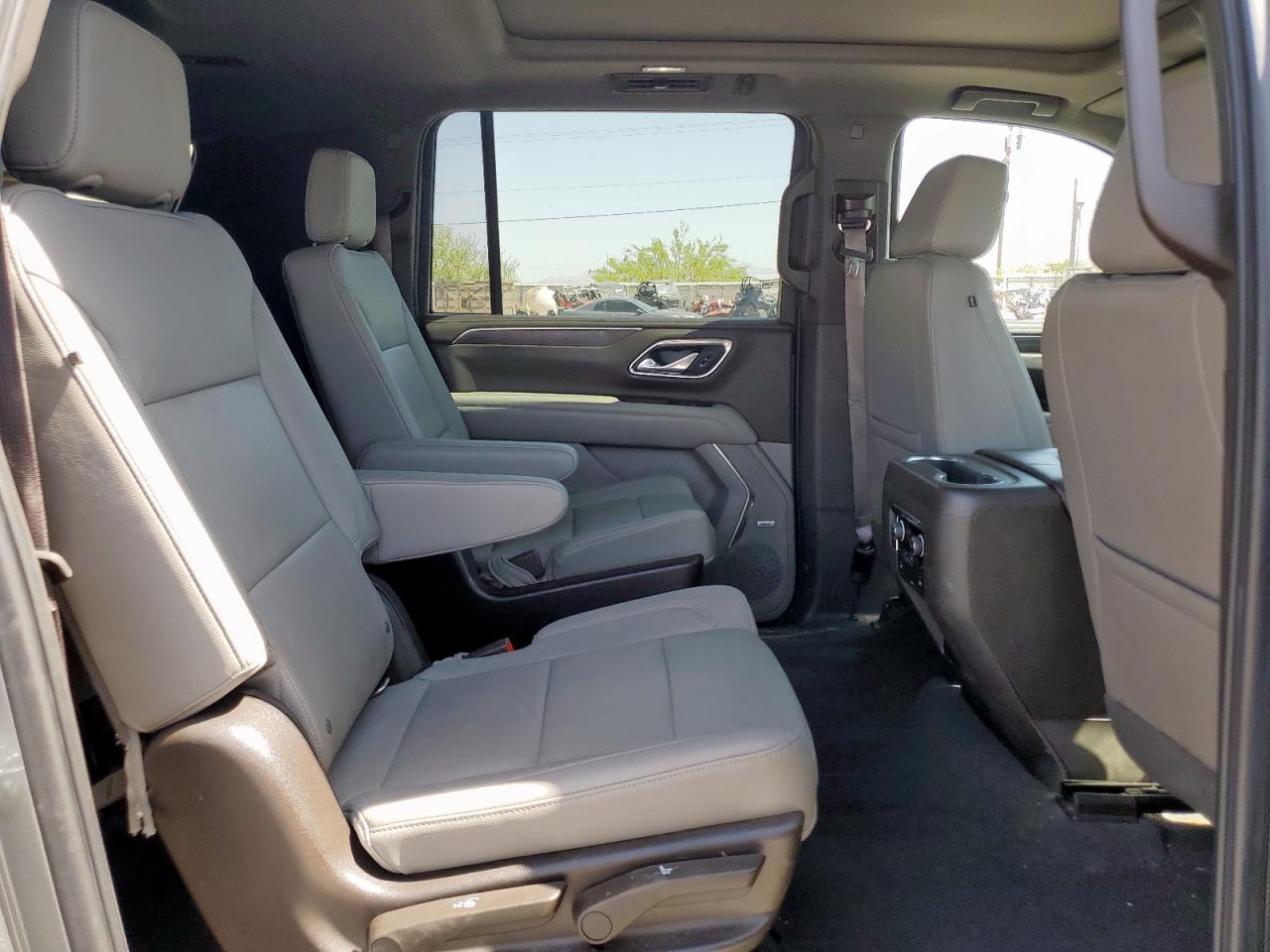 2022 Chevrolet Suburban K1500 Z71 VIN: 1GNSKDKD8NR106667 Lot: 61429635