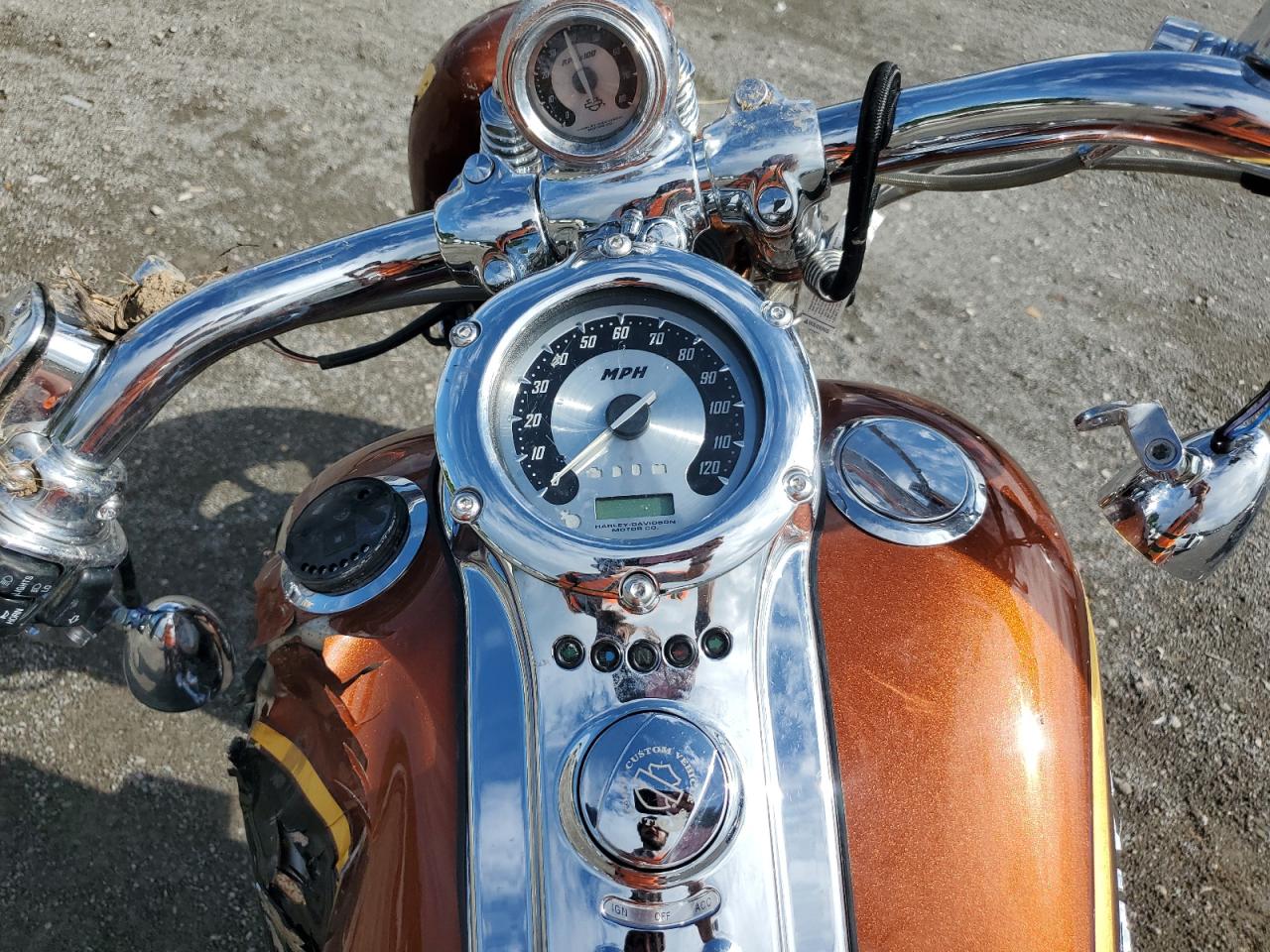 2008 Harley-Davidson Fxstsse2 105Th Anniversary Edition VIN: 1HD1PT9448Y958738 Lot: 60563895