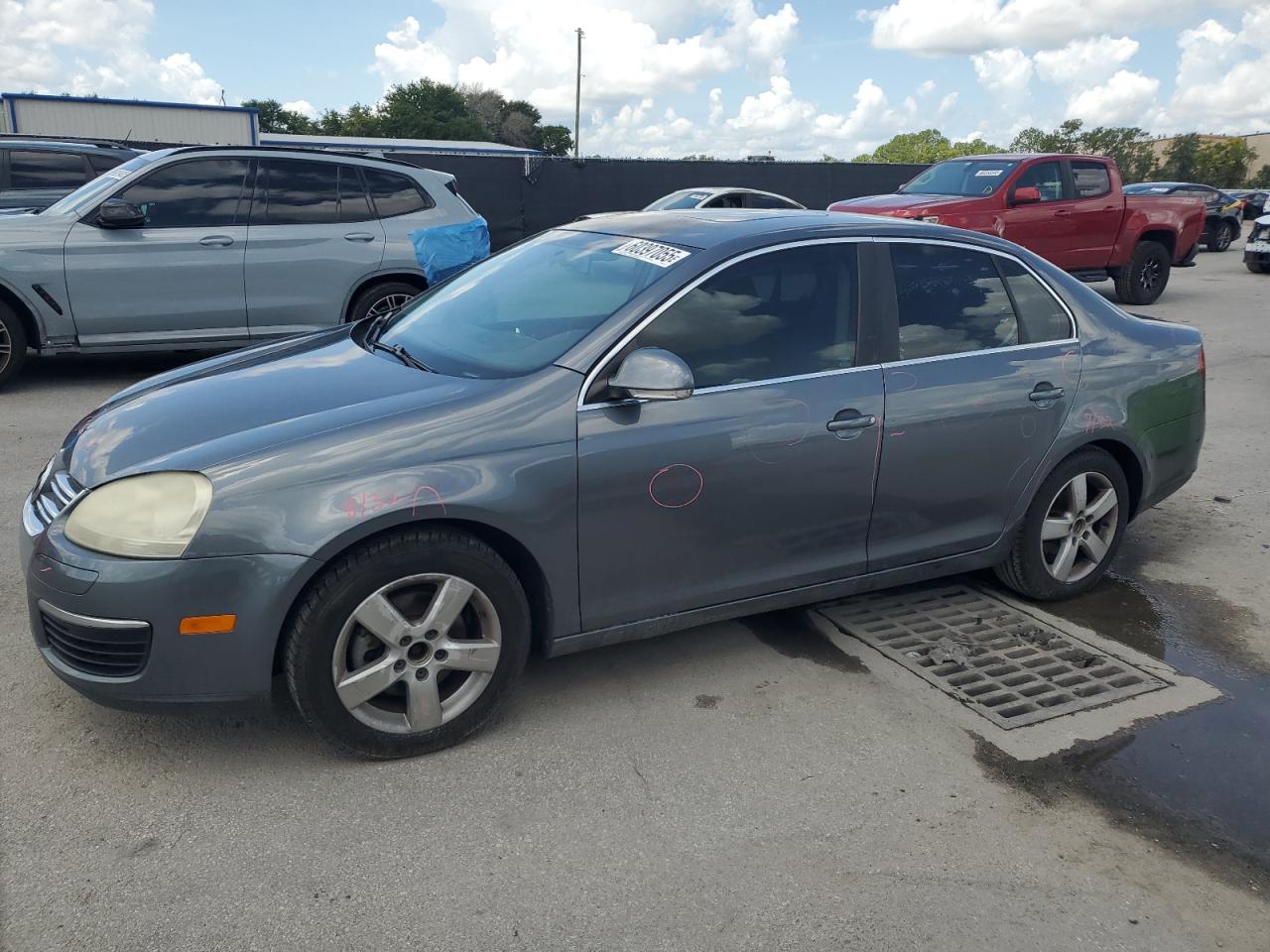 2009 Volkswagen Jetta Se for Sale in Orlando, FL - Side