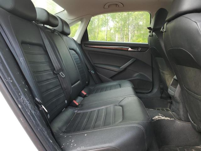 2012 VOLKSWAGEN PASSAT SE  