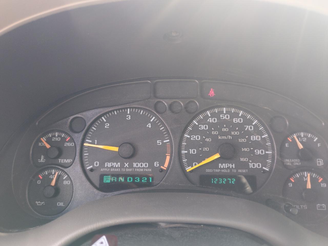 1998 Chevrolet Blazer VIN: 1GNCT18W5WK236585 Lot: 62900435