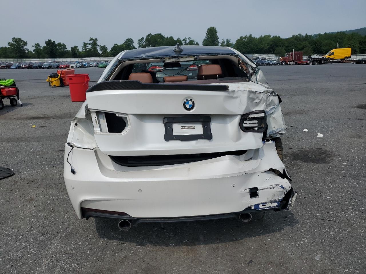 2014 BMW 335 Xi VIN: WBA3B9G51ENR91570 Lot: 63038605