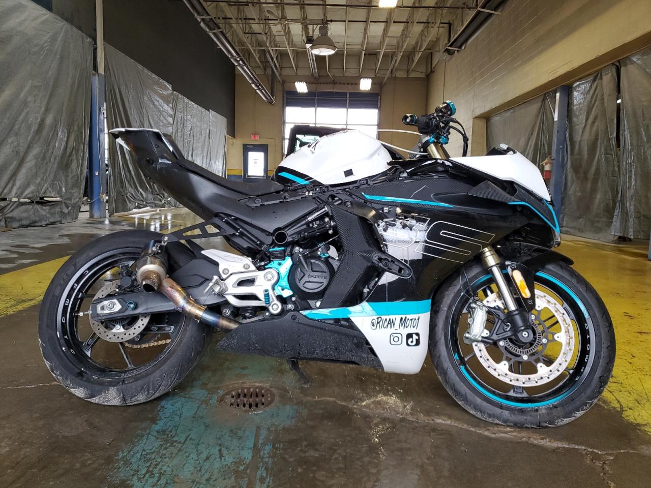 2023 Cf Moto 450Ss two_colors null gas LCEPESLA5P6005489 photo #1