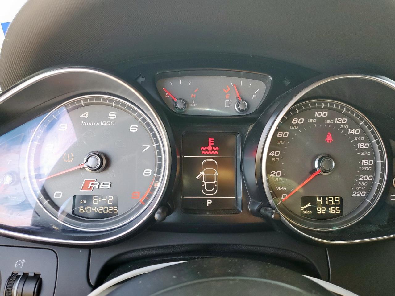 2014 Audi R8 4.2 Quattro VIN: WUASUAFG3EN000918 Lot: 59743575
