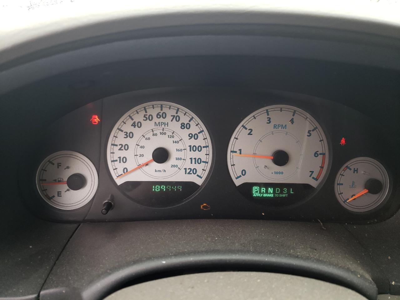 2C4GP44RX5R586505 2005 Chrysler Town & Country Lx