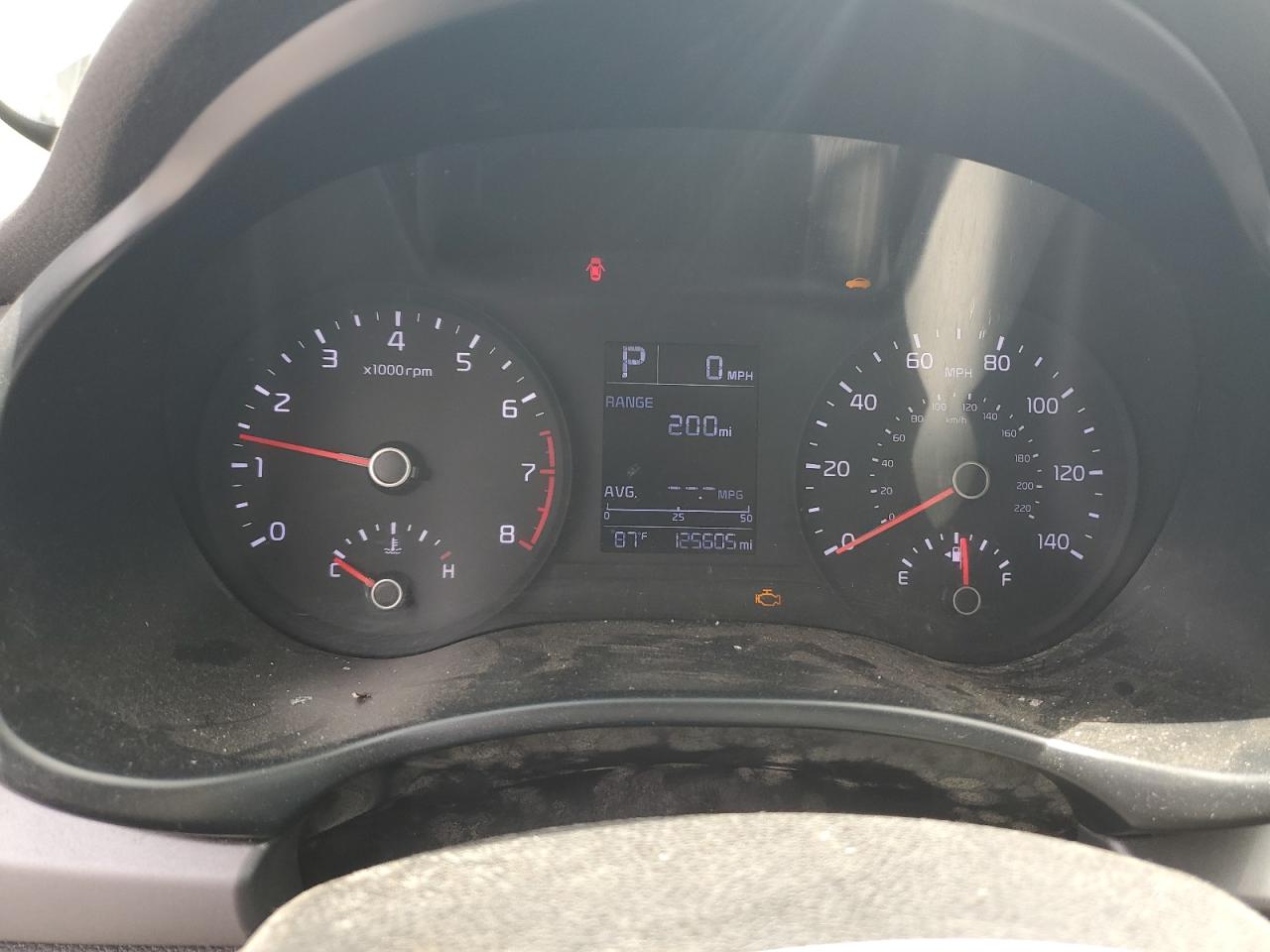 KIA RIO 2018 VIN 3KPA24AB3JE070476 zdjęcie 9