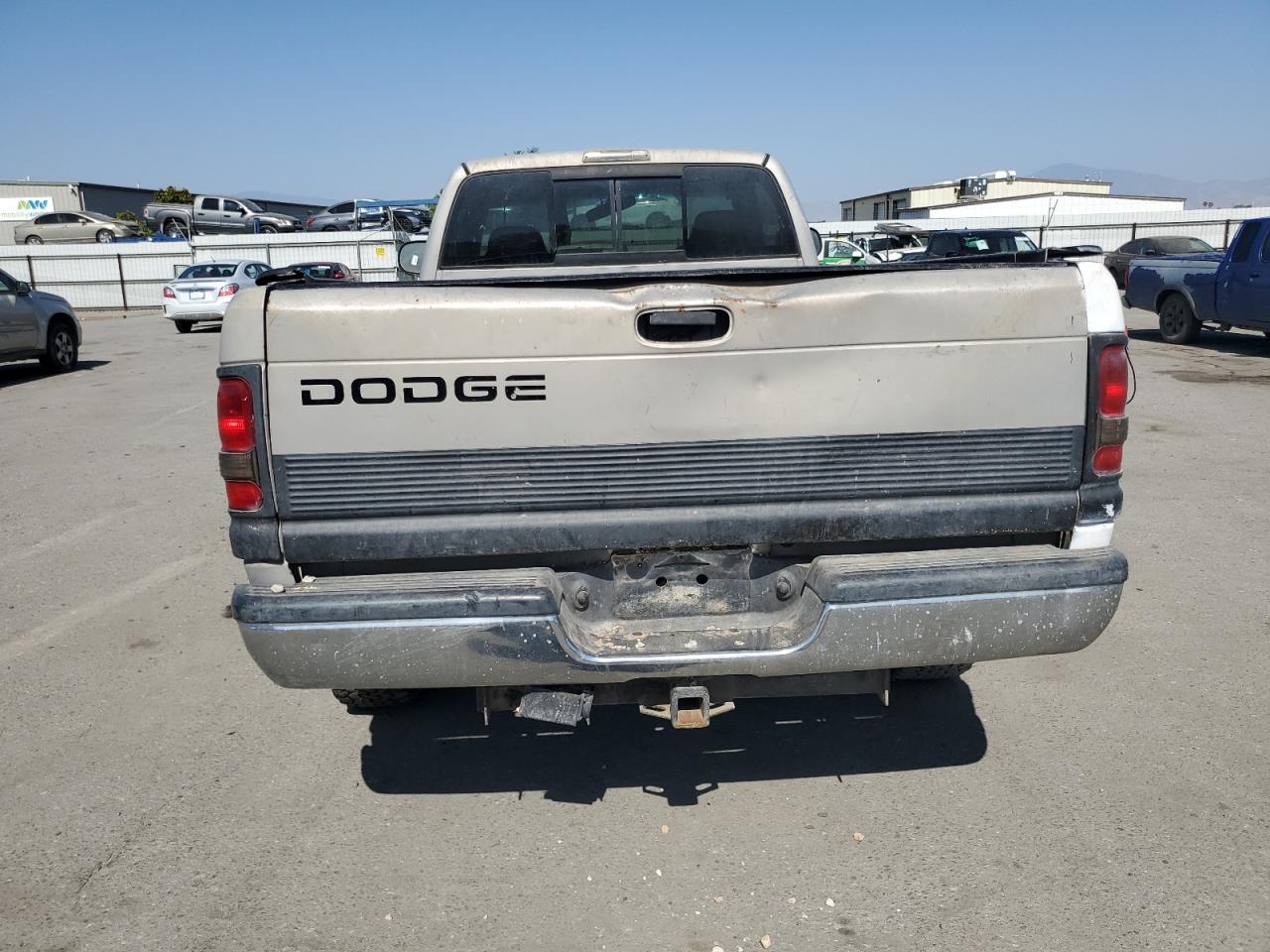 2001 Dodge Ram 2500 VIN: 3B7KC26Z61M266400 Lot: 62605135