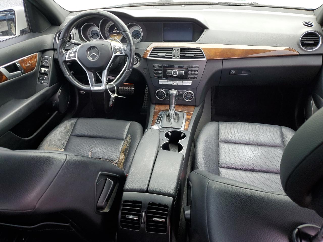 2012 Mercedes-Benz C 300 4Matic VIN: WDDGF8BB2CA640385 Lot: 63160735