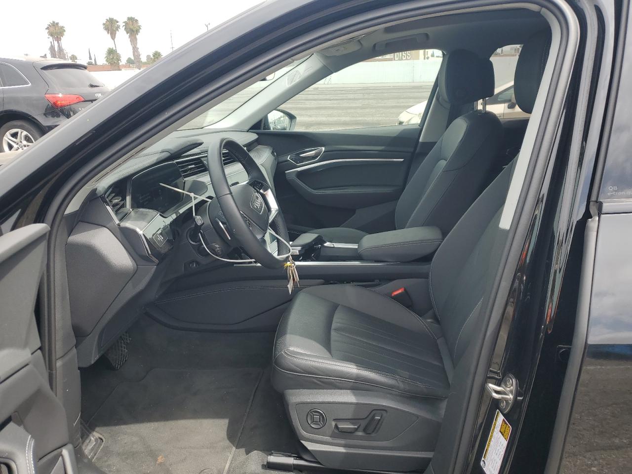 2024 Audi Q8 E-Tron Premium Plus VIN: WA15AAGEXRB062981 Lot: 61962935