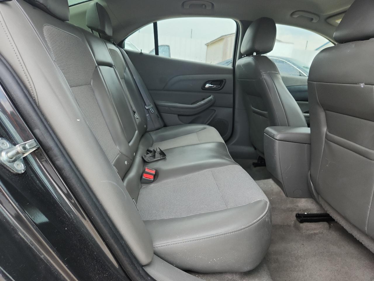 CHEVROLET MALIBU 2015 VIN 1G11C5SL5FF289794 фото 10