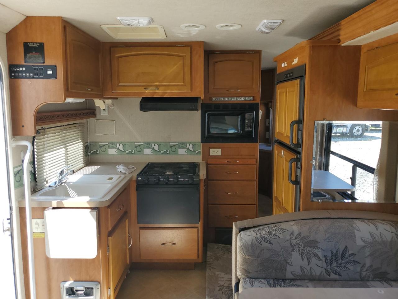 2006 Ford Econoline E450 Super Duty Cutaway Van VIN: 1FDXE45S76DB02653 Lot: 60895465