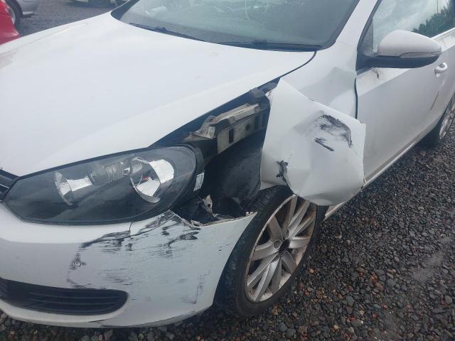 2014 VOLKSWAGEN GOLF SE BL