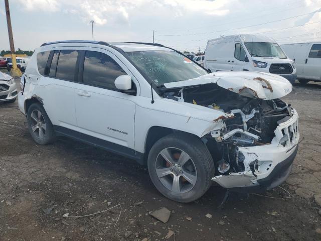  JEEP COMPASS 2017 Белы