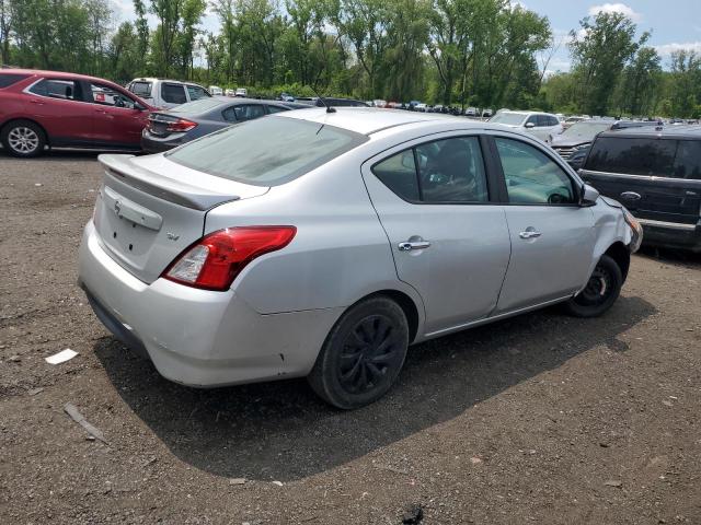  NISSAN VERSA 2019 Silver