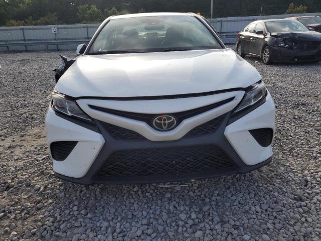  TOYOTA CAMRY 2019 Biały