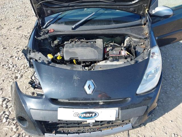 2011 RENAULT CLIO BIZU