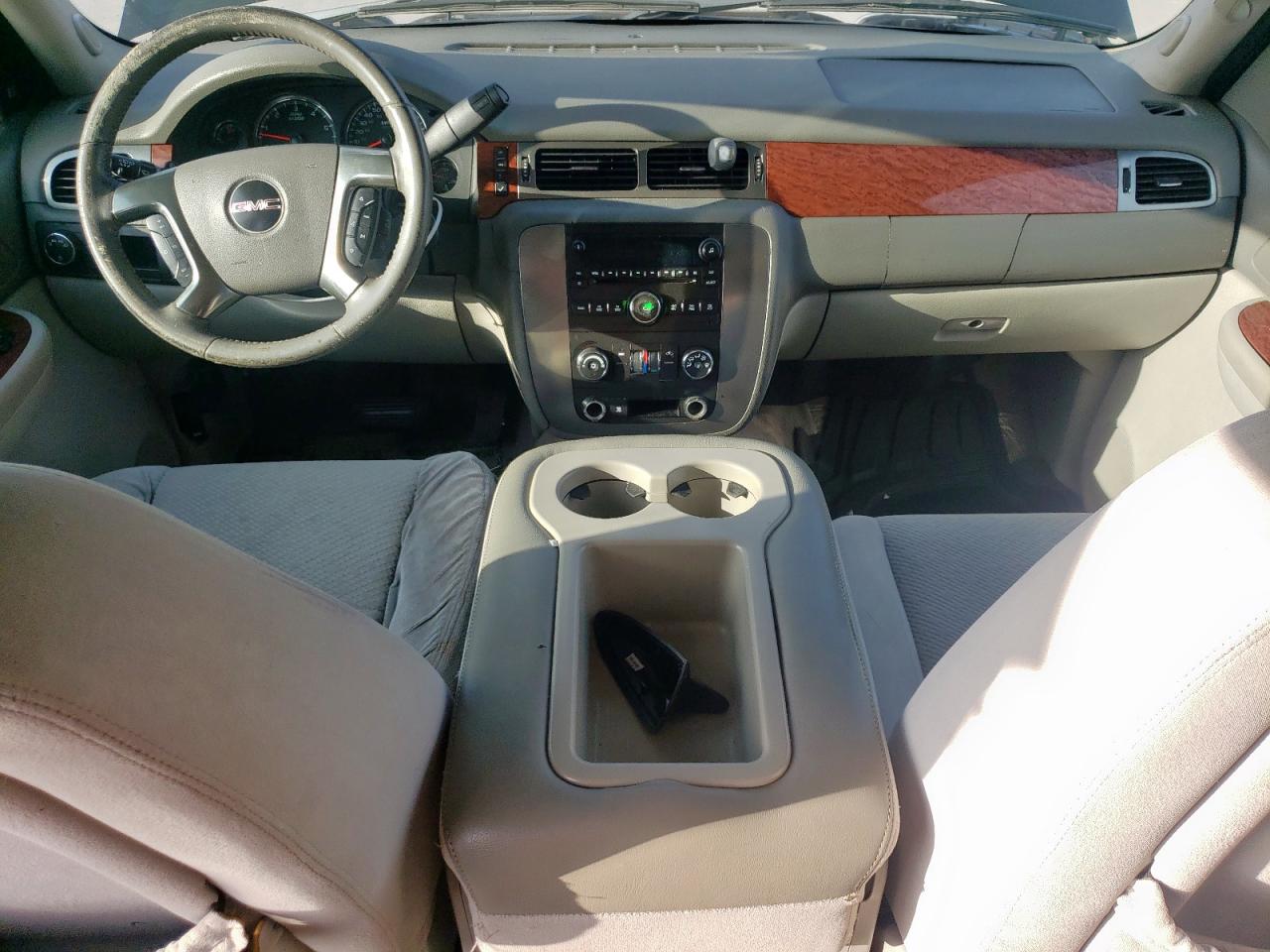 2007 GMC Yukon Xl C1500 VIN: 1GKFC16037R232083 Lot: 61996005
