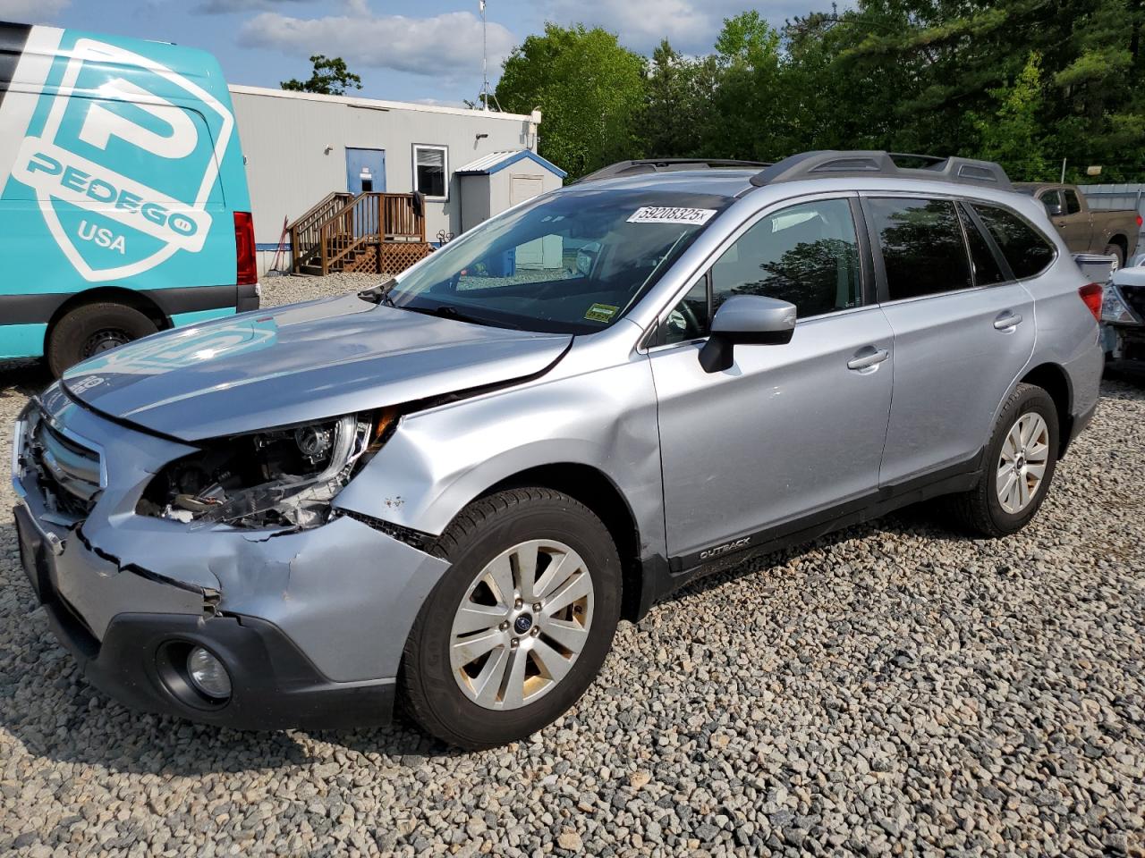 2016 Subaru Outback 2.5I Premium for Sale in Lyman, ME - Front End