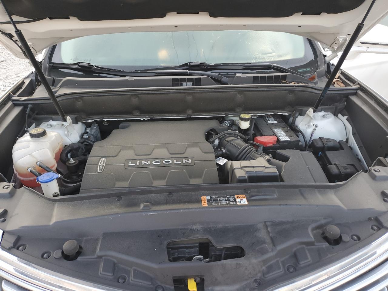 2016 Lincoln Mkx Reserve VIN: 2LMTJ8LR1GBL57215 Lot: 61757615