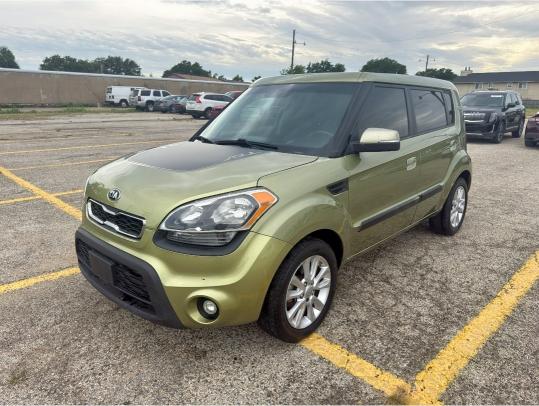 Parquets KIA SOUL 2013 Zielony
