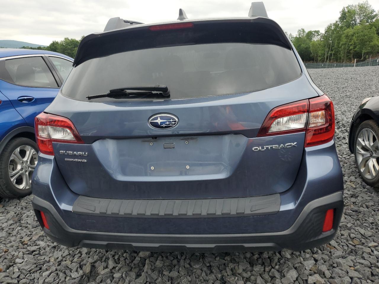 2018 Subaru Outback 2.5I Premium VIN: 4S4BSAFC3J3289932 Lot: 62462725