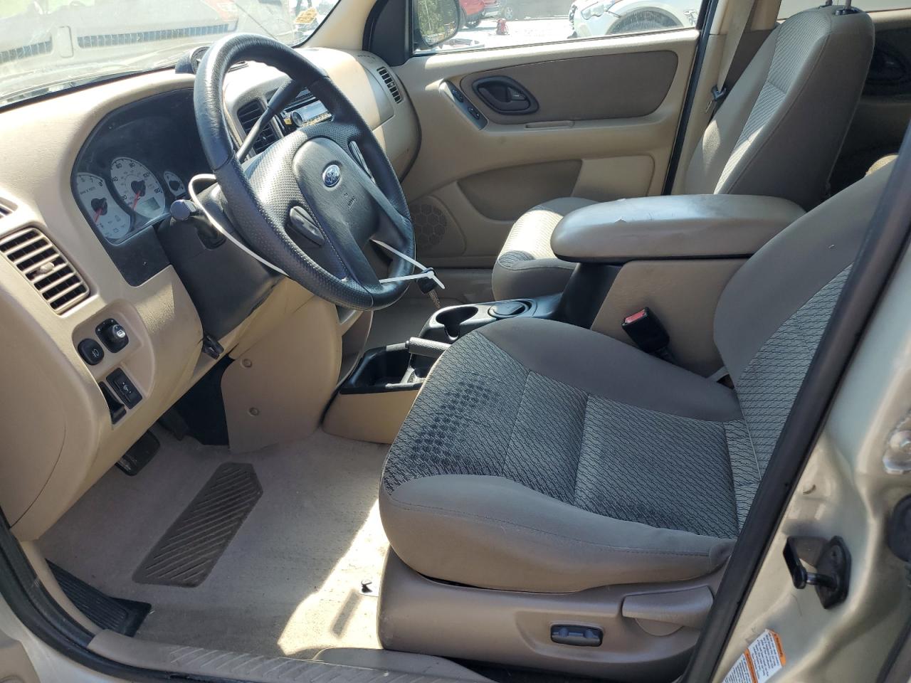 2004 Ford Escape Xlt VIN: 1FMCU03134KB53192 Lot: 62178075