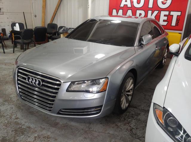 Sedans AUDI A8 2012 Srebrny