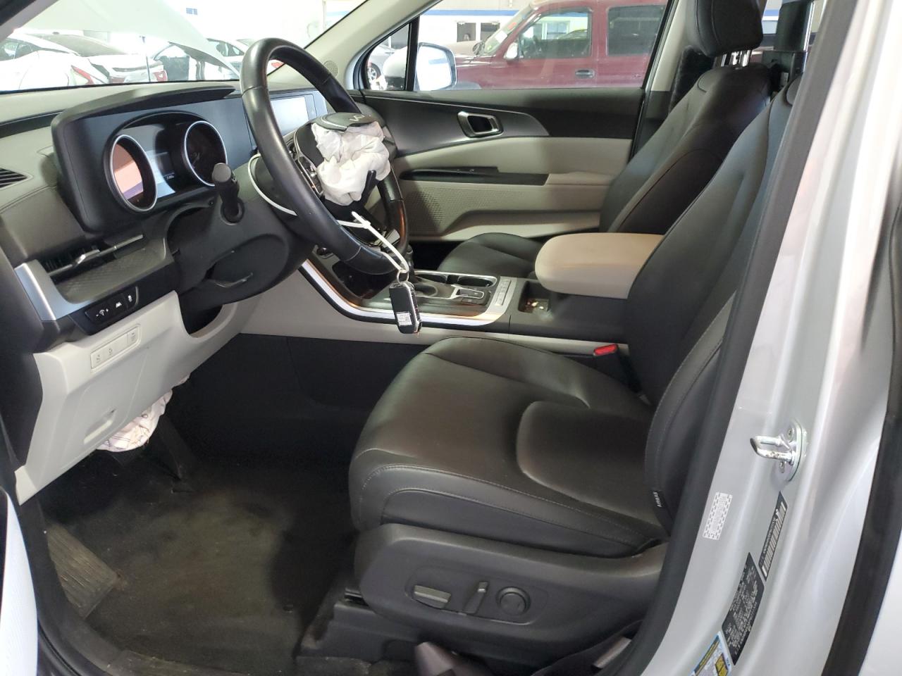 2023 Kia Carnival Lx VIN: KNDNB4H38P6211556 Lot: 62156605